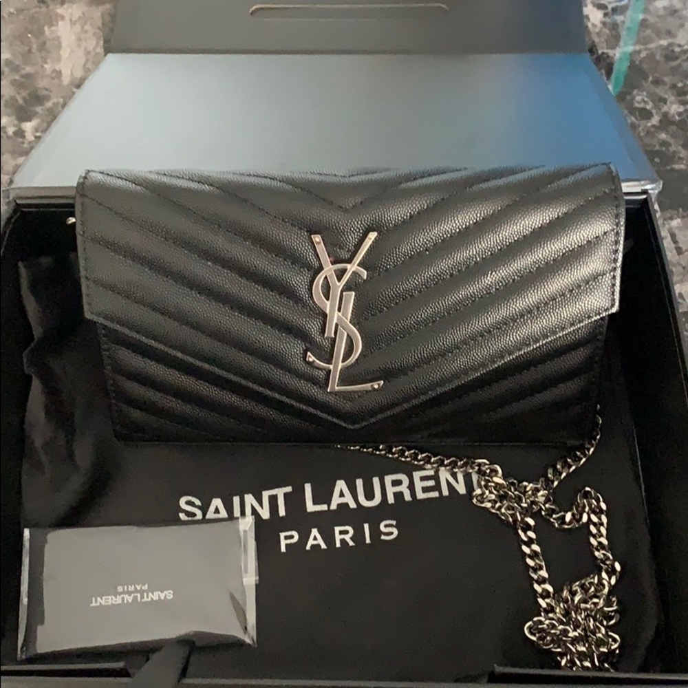 Ysl wallet on chain